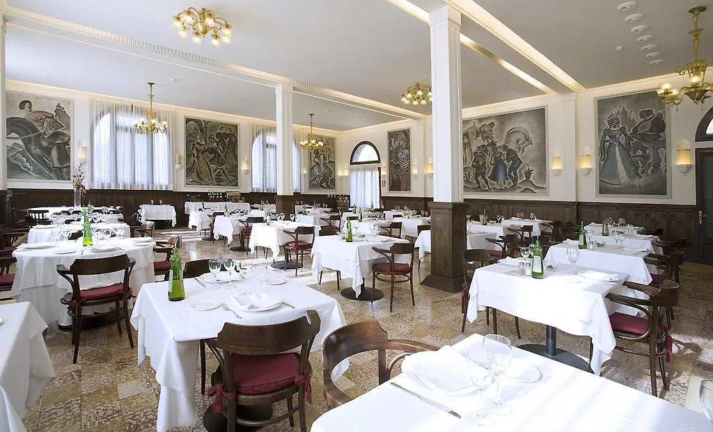 Hotel Regina Spa Artdeco Resort Tarragona 4*,